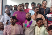 বিএনপির ৩ শতাধিক নেতাকর্মীর আওয়ামী লীগে যোগদান